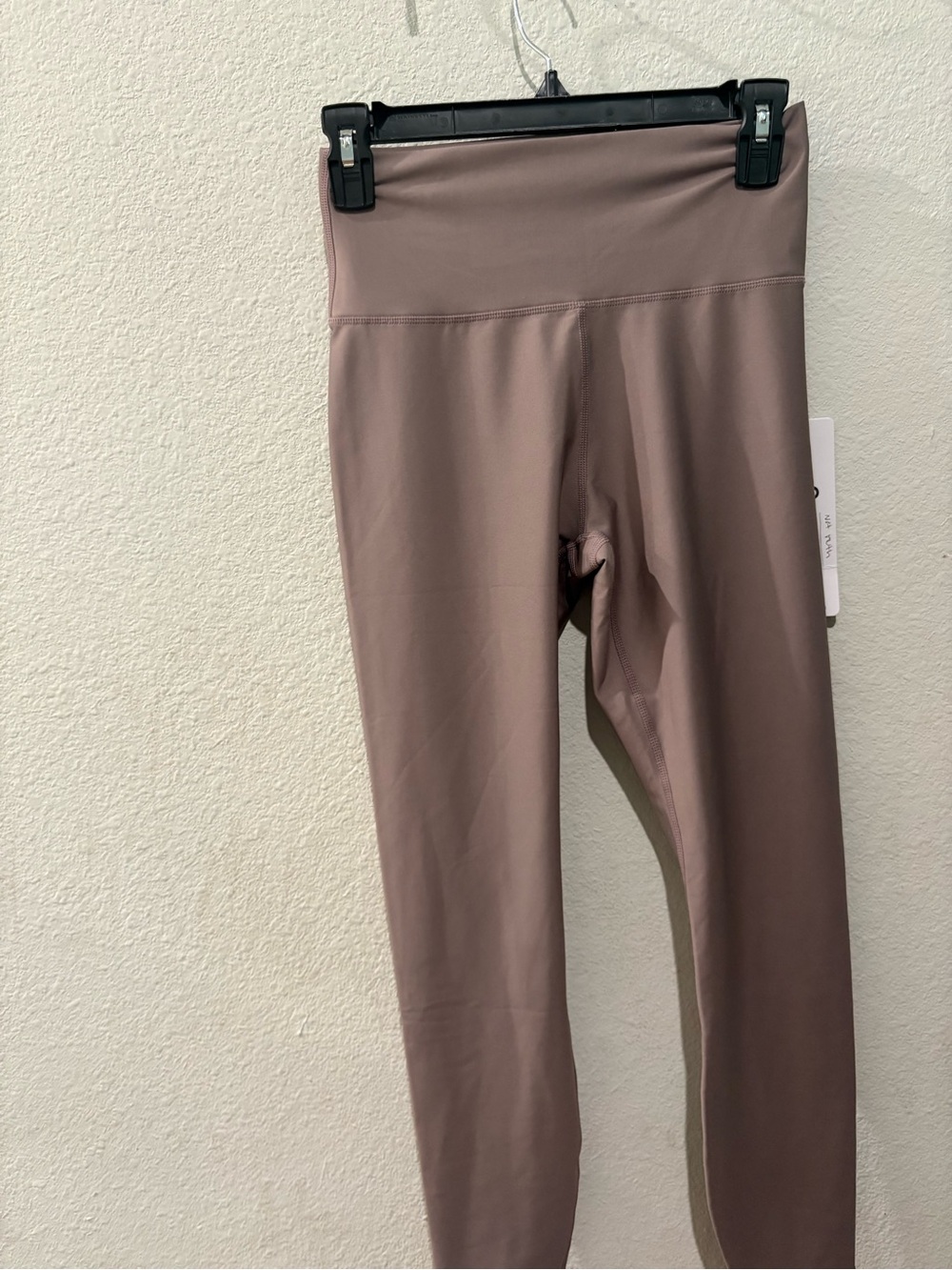 ALO Yoga  High-Waist Leggings - mushroom color